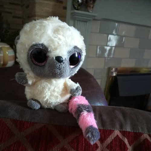 Yoohoo friends lemur plush - &,